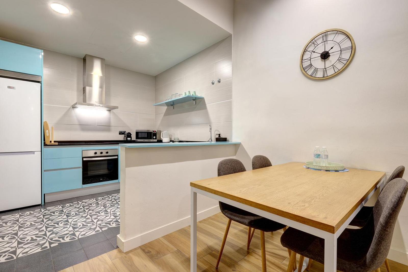 Aqua Apartments Малага Экстерьер фото